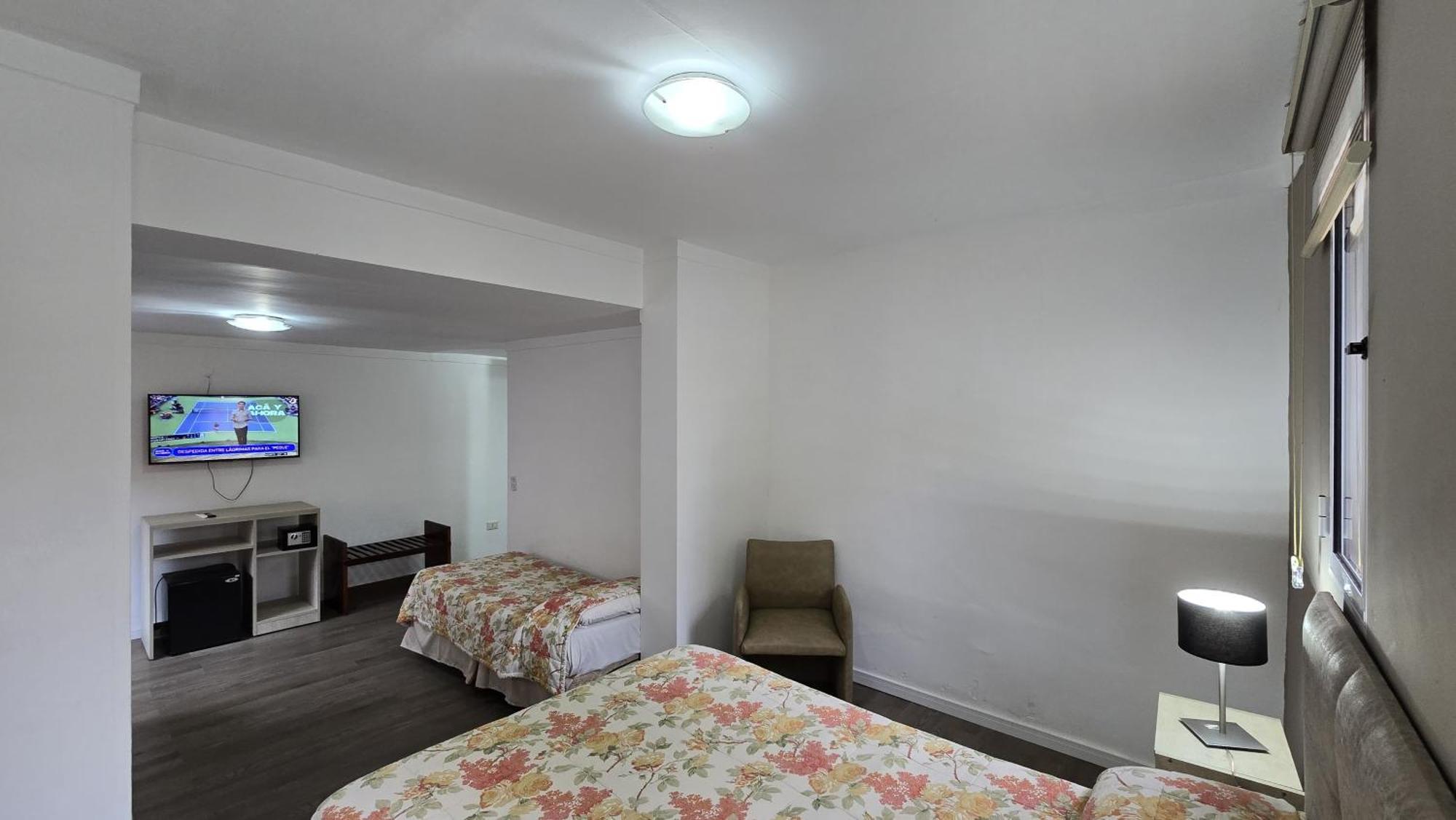 Tajy Iguazu Hotel Puerto Iguazú Buitenkant foto