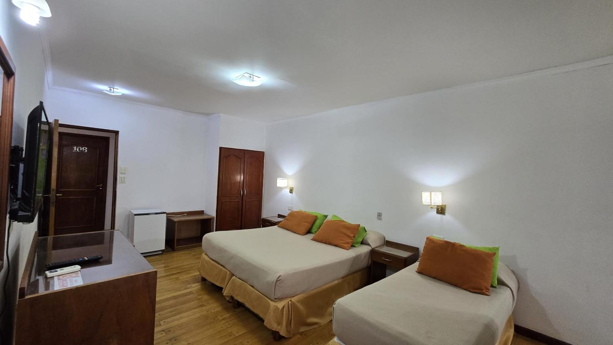 Tajy Iguazu Hotel Puerto Iguazú Buitenkant foto